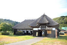 �����{��