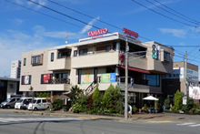 �����{��