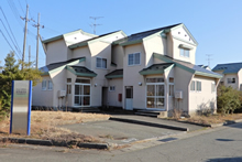 �����{��